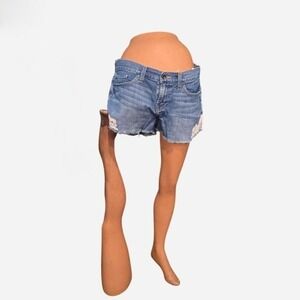 Womens distressed denim shorts with frayed hem size 6‎